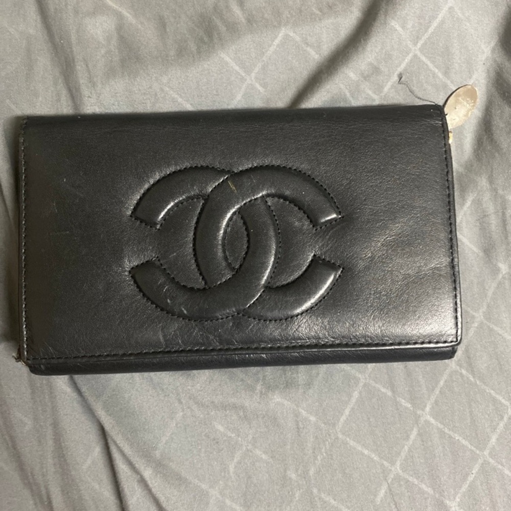 SOLD DO NOT BUY Chanel timeless vintage wallet Used Fair